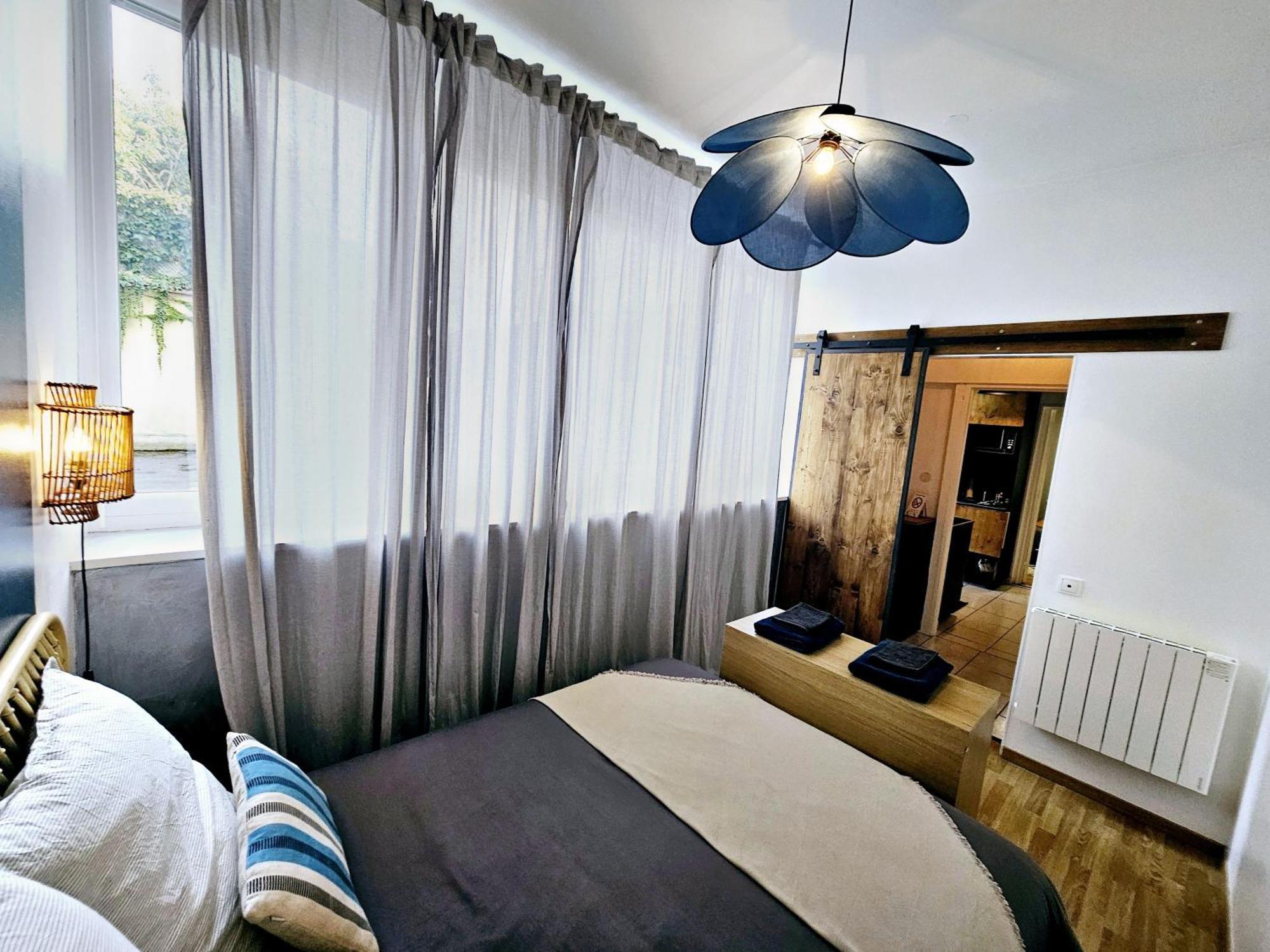 Refuge Urbain - Ideal Pro, Familles & Amis - Le Calme En Hypercentre - Wifi Haut Debit - Netflix - Machine A Laver - Gare, Cathedrale, Commerces, Restaurants & Transports En Commun A Moins De 10 Minutes A Pied رانس المظهر الخارجي الصورة