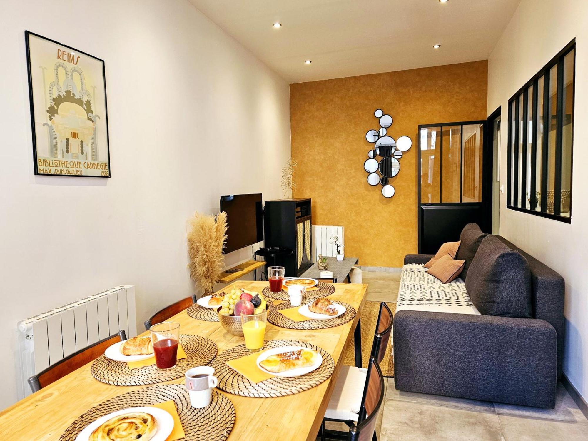 Refuge Urbain - Ideal Pro, Familles & Amis - Le Calme En Hypercentre - Wifi Haut Debit - Netflix - Machine A Laver - Gare, Cathedrale, Commerces, Restaurants & Transports En Commun A Moins De 10 Minutes A Pied رانس المظهر الخارجي الصورة